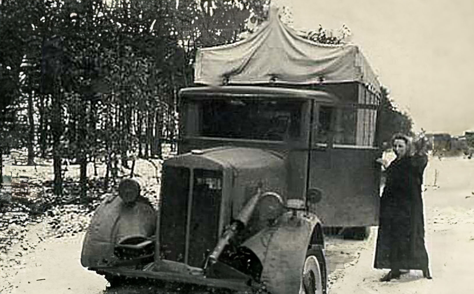 Historique | 1927